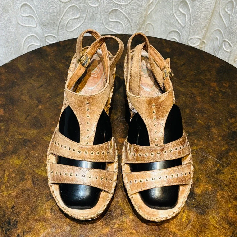Ariat‎ Women Tan Leather Studded Wedge Sandals Slingback 10007894 Brown 8B